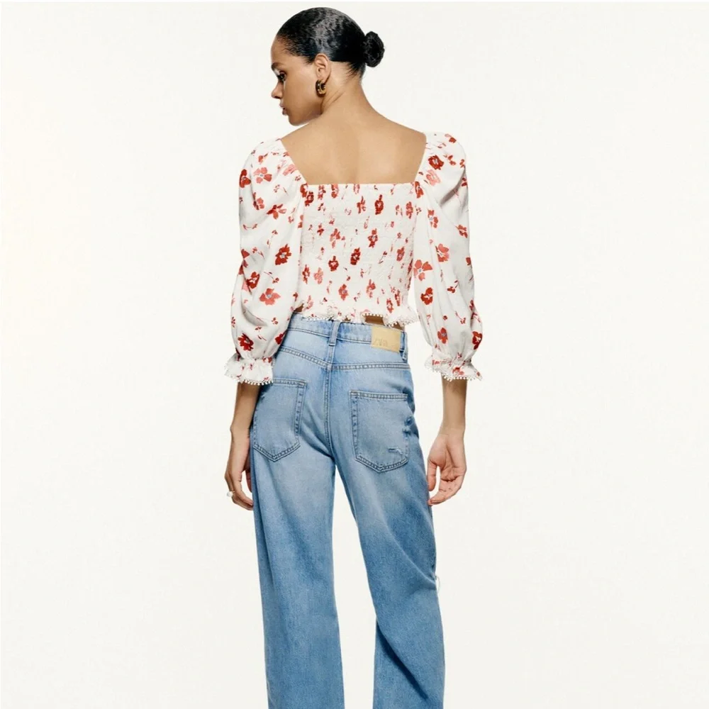 Zara Floral Blouse with Puff Sleeves Size Medium